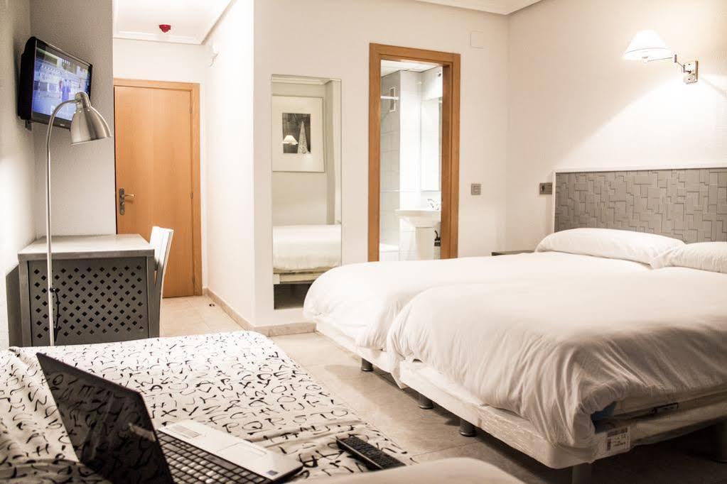 Hotel Alda Centro بالينثيا المظهر الخارجي الصورة