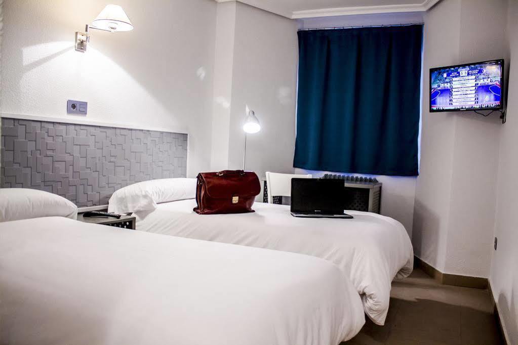 Hotel Alda Centro بالينثيا المظهر الخارجي الصورة